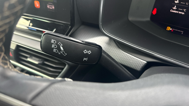 SEAT Leon 1.5 TSI EVO SE Dynamic 5dr Petrol Hatchback